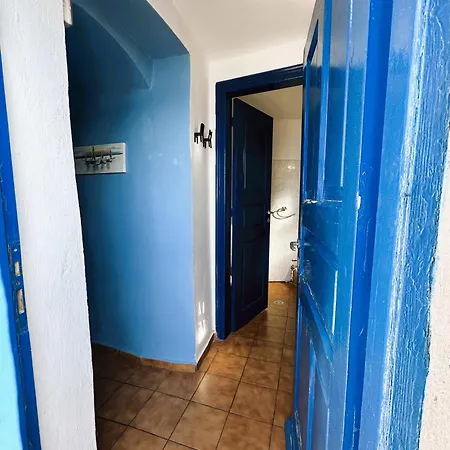 Lioyerma Windmill With Outdoor Hot Tub شقة *