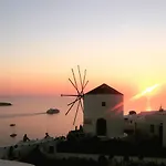 Lioyerma Windmill With Outdoor Hot Tub Appartement