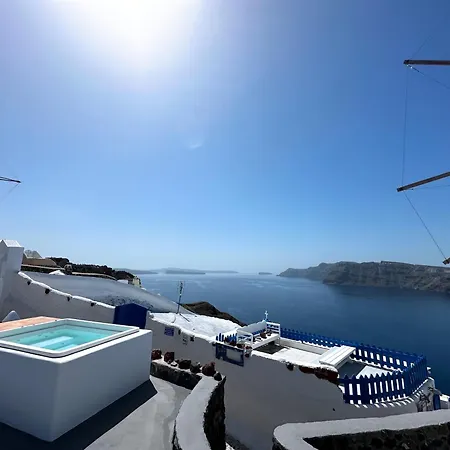 Lioyerma Windmill With Outdoor Hot Tub Appartement Oia (Santorini)