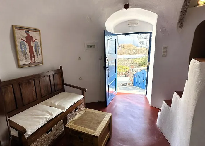 Lioyerma Windmill With Outdoor Hot Tub * Oia