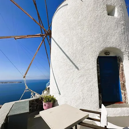 Lioyerma Windmill With Outdoor Hot Tub *