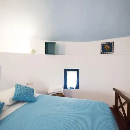 Lioyerma Windmill With Outdoor Hot Tub