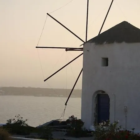 דירה Lioyerma Windmill With Outdoor Hot Tub *