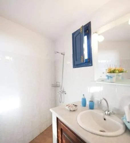 Lioyerma Windmill With Outdoor Hot Tub Apartament